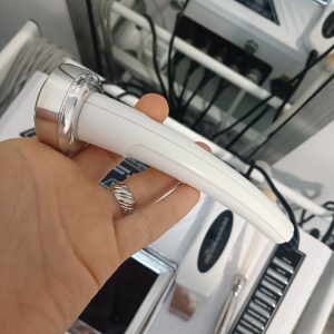 Ultrasound handle